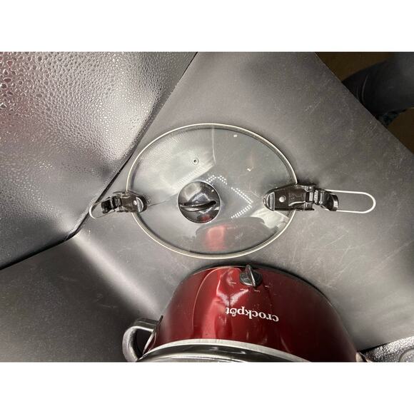 Crockpot 6-Quart Slow Cooker – Red - Picture 3 of 6